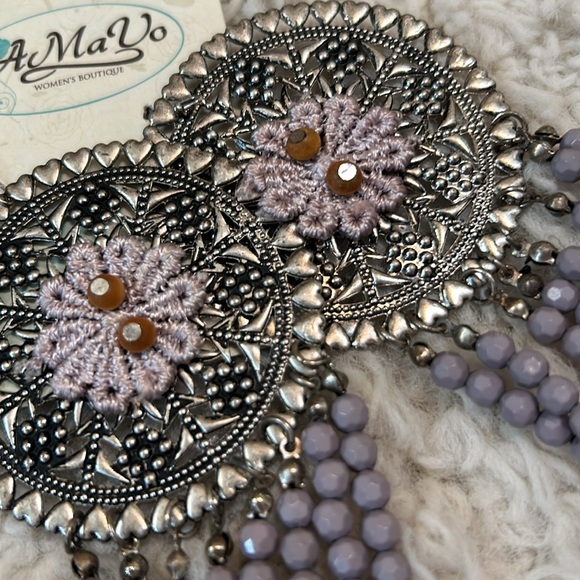 NWT Boutique long feather earrings in lavender and wood and silver—stunning - Picture 5 of 7